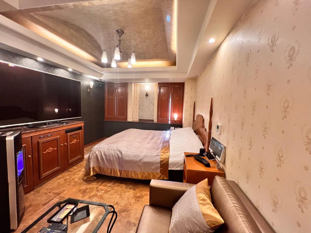 Hotel Crystal Gate Nagoya - Couple Hotel (Adults Only) Exterior photo