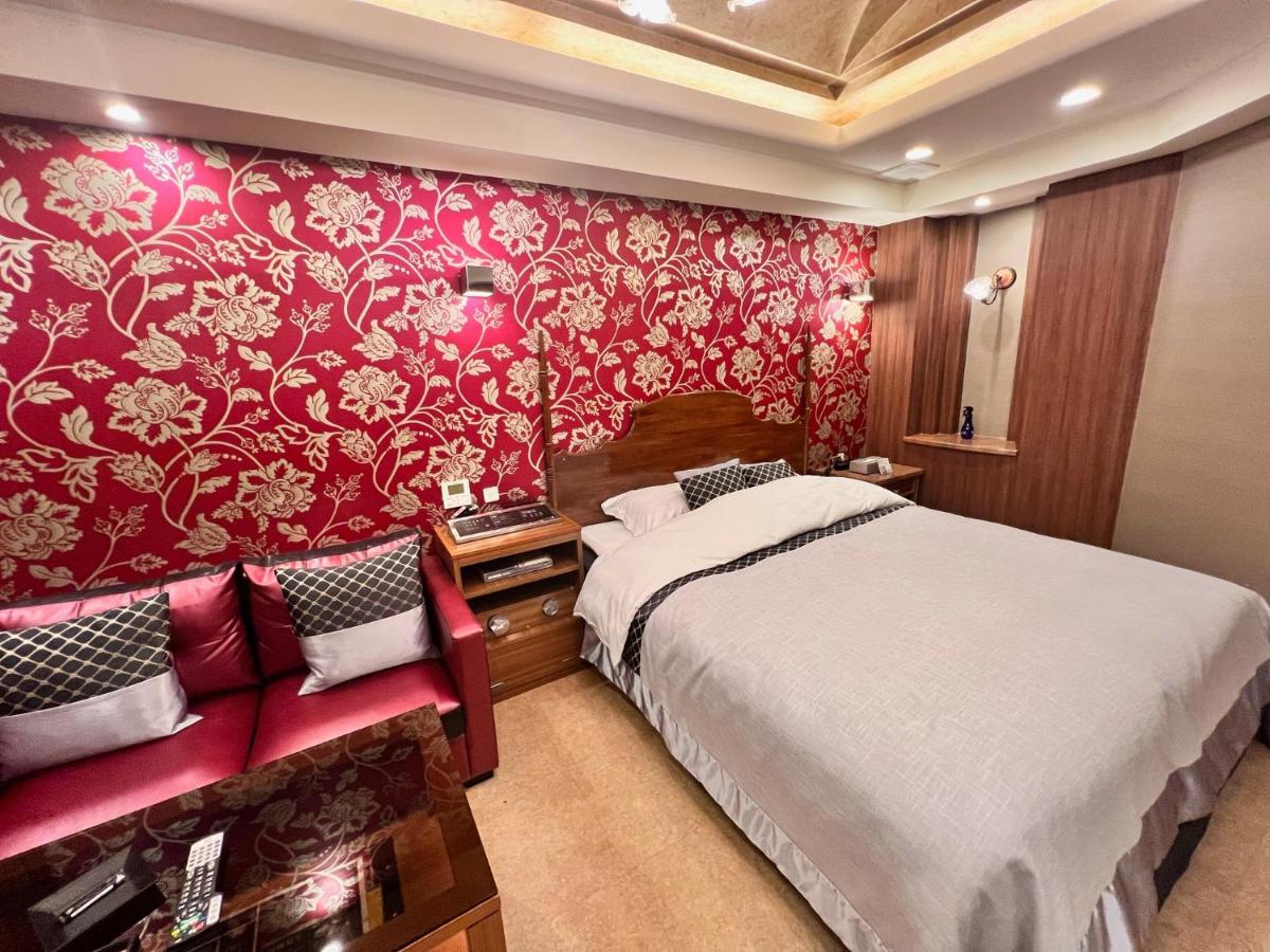 Hotel Crystal Gate Nagoya - Couple Hotel (Adults Only) Exterior photo